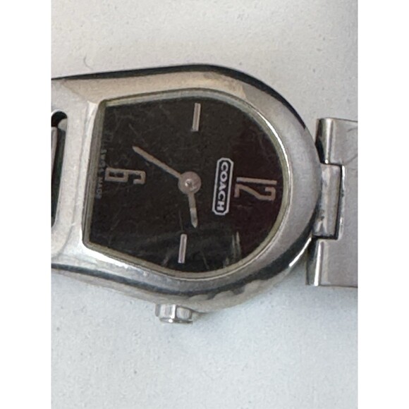 Rare Vintage Coach Analog Quartz Watch for Women Horse-shoe Shape - Picture 5 of 11